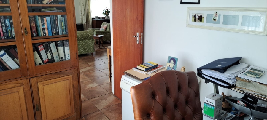 3 Bedroom Property for Sale in Strandfontein Village Western Cape